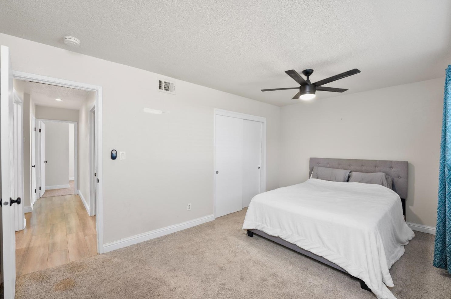 6826 Brookhaven Way, Citrus Heights CA  95621-6306 exterior