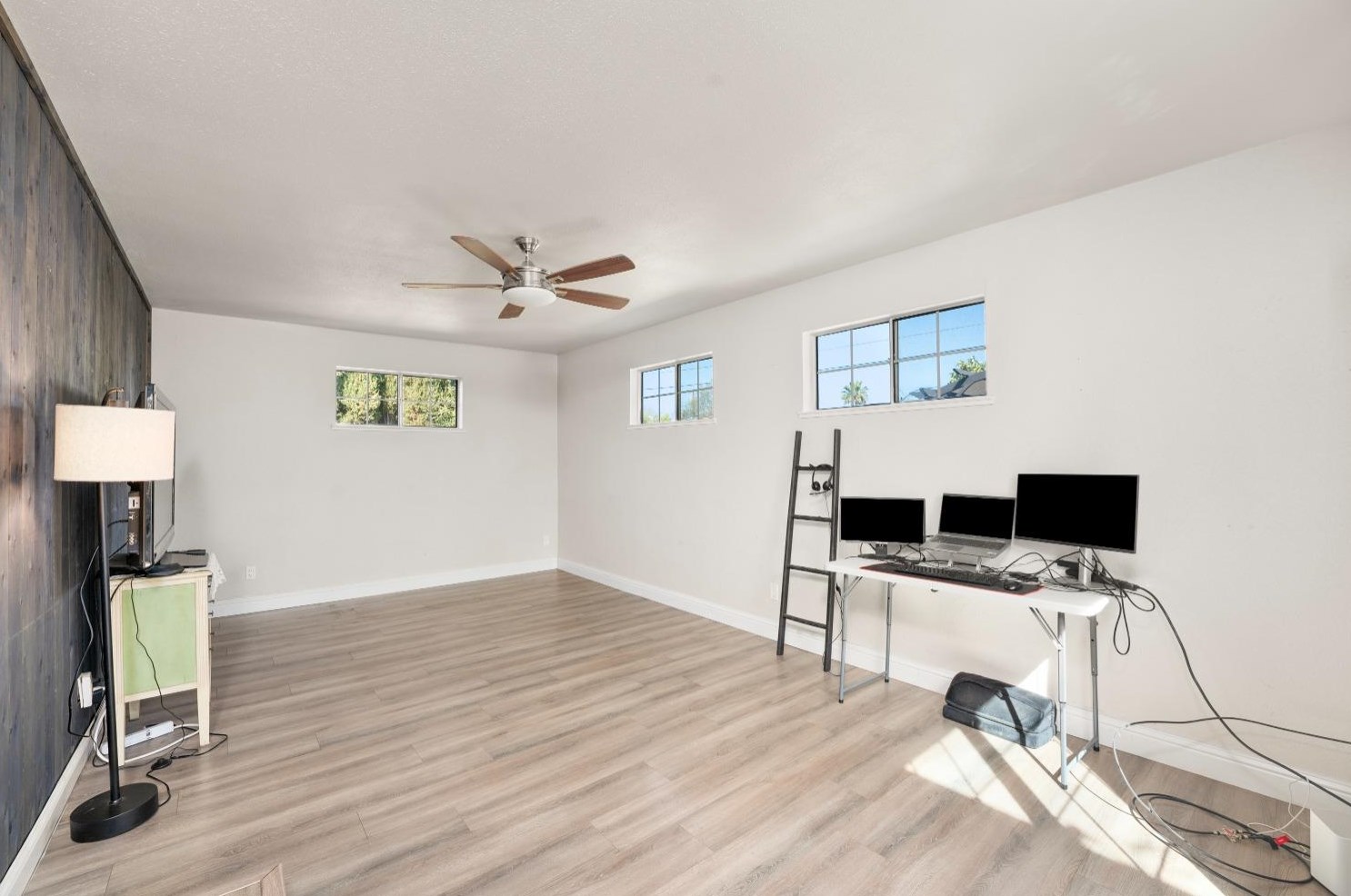 6826 Brookhaven Way, Citrus Heights CA  95621-6306 exterior