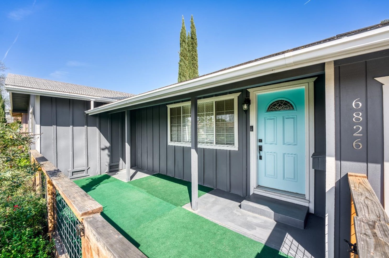 6826 Brookhaven Way, Citrus Heights CA  95621-6306 exterior