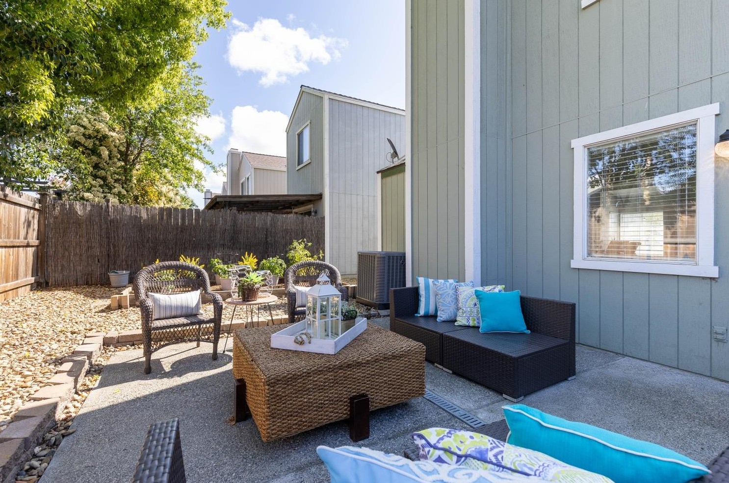 3028 Twin Creeks Ln, Rocklin CA  95677-3632 exterior