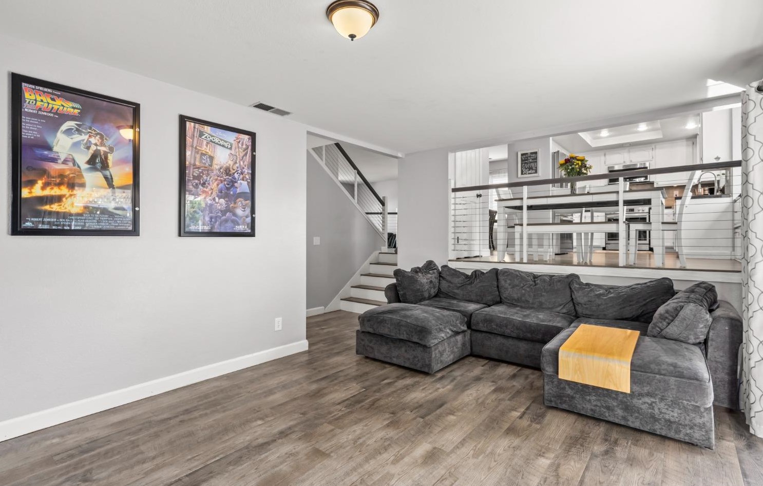 116 Winterstein Dr, Folsom CA  95630-2323 exterior