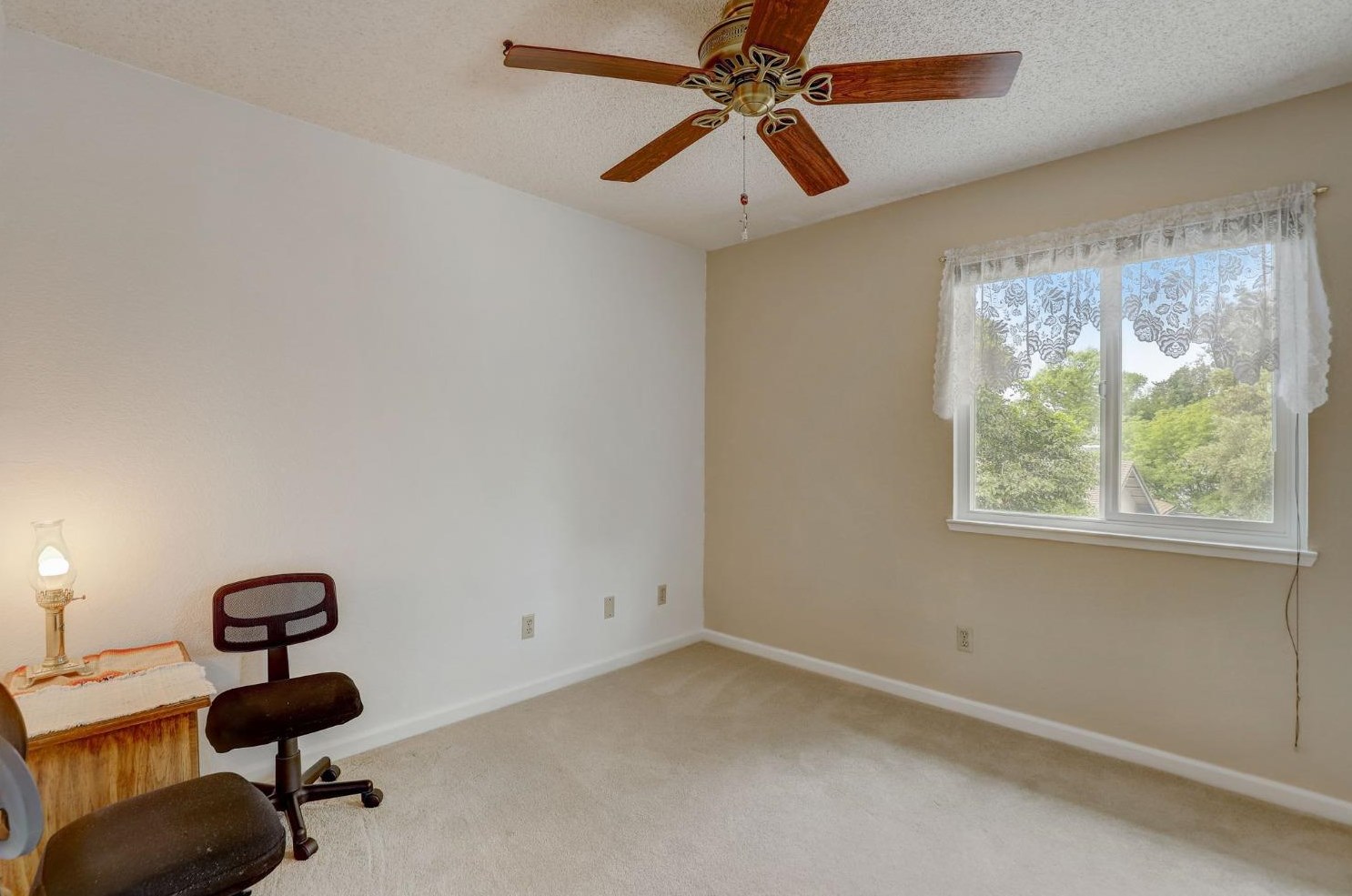 7201 Geowood Way, Citrus Heights CA  95610-3927 exterior