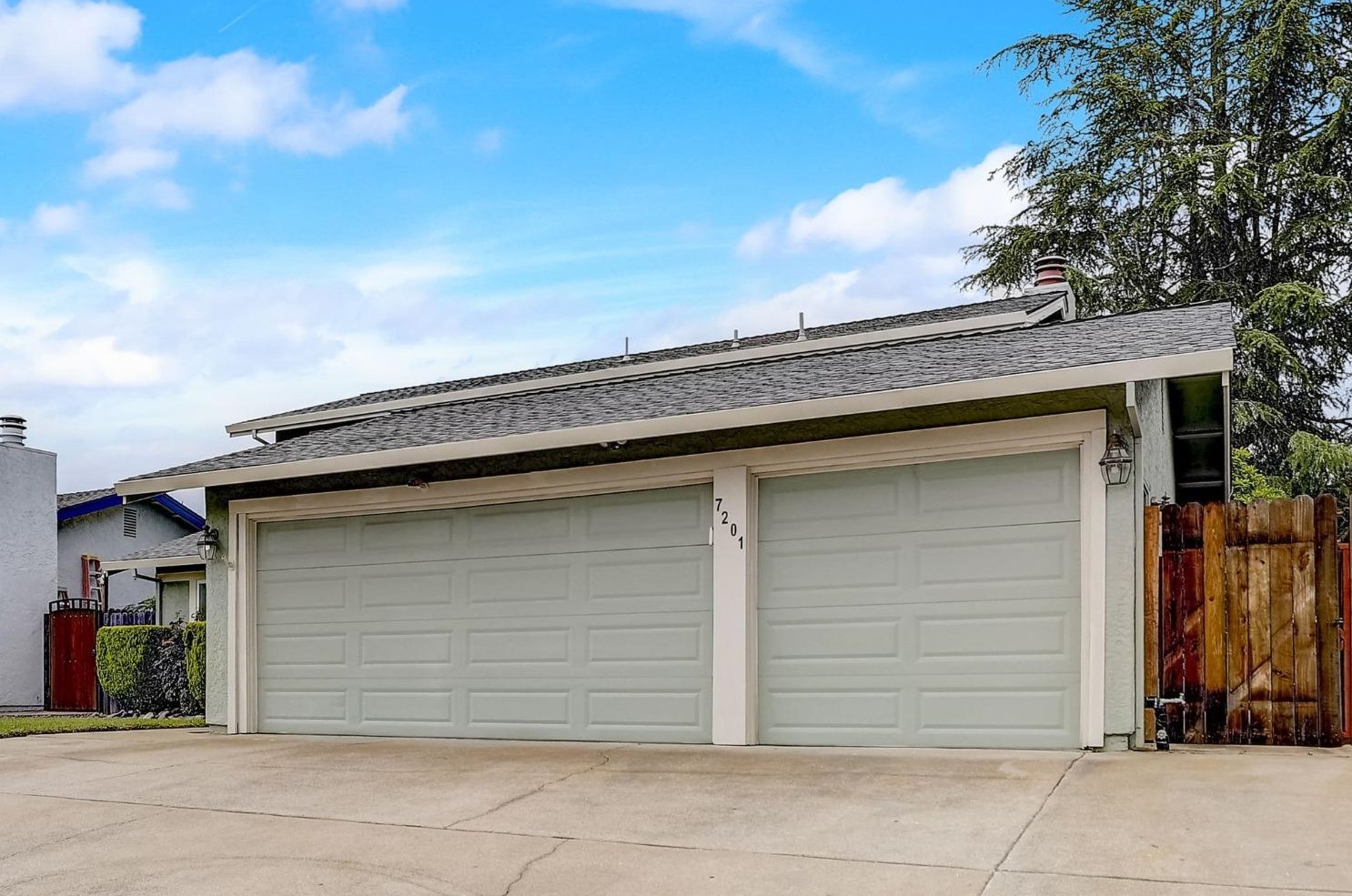 7201 Geowood Way, Citrus Heights CA  95610-3927 exterior