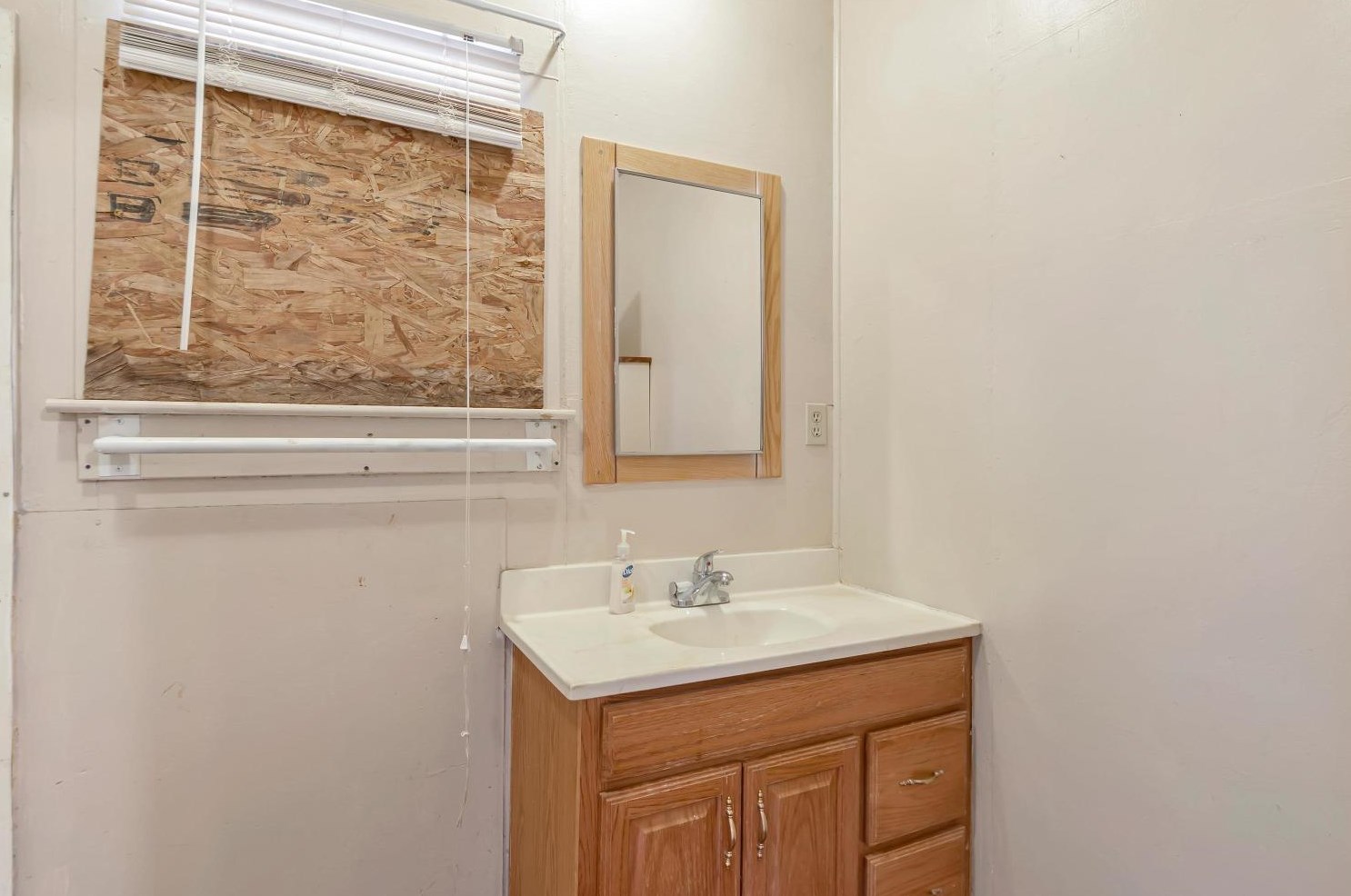 13195 Ridge Rd, Grass Valley CA  95945-4819 exterior