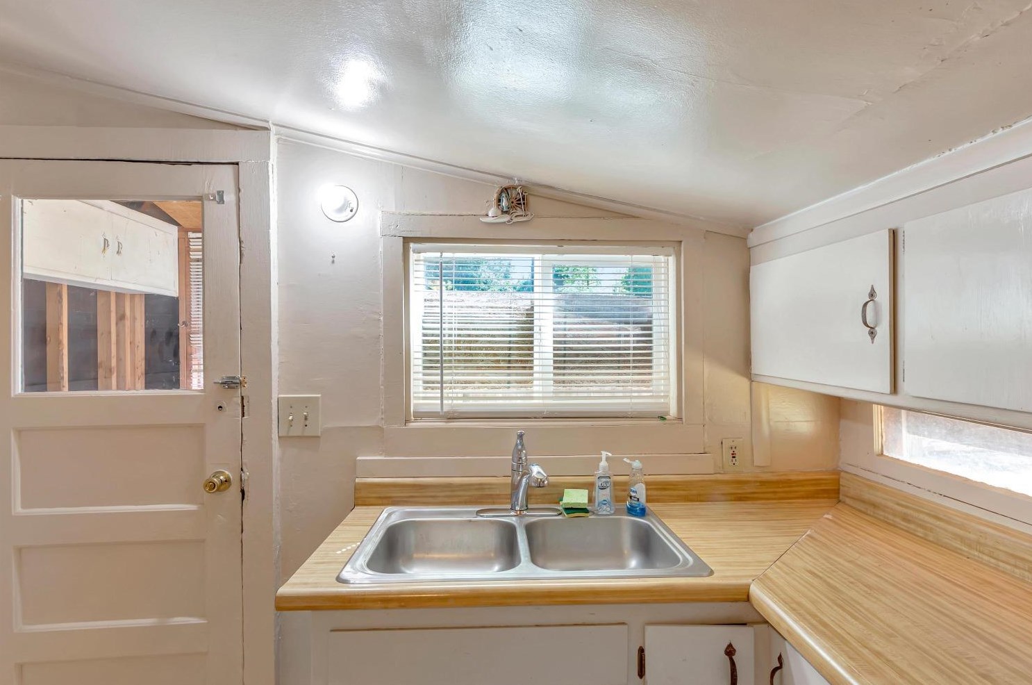 13195 Ridge Rd, Grass Valley CA  95945-4819 exterior