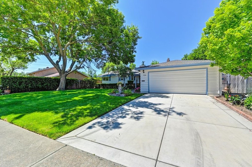 7236 Linda Sue Way, Citrus Heights CA  95621-7355 exterior