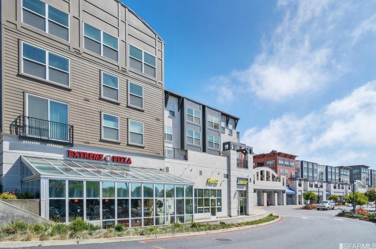 8100 Oceanview Ter, San Francisco CA 94132-3255 exterior