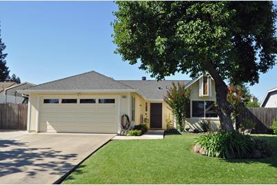 2792 Betty Way - Photo 1
