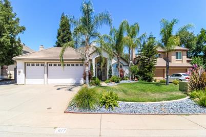 307 Russi Court - Photo 1