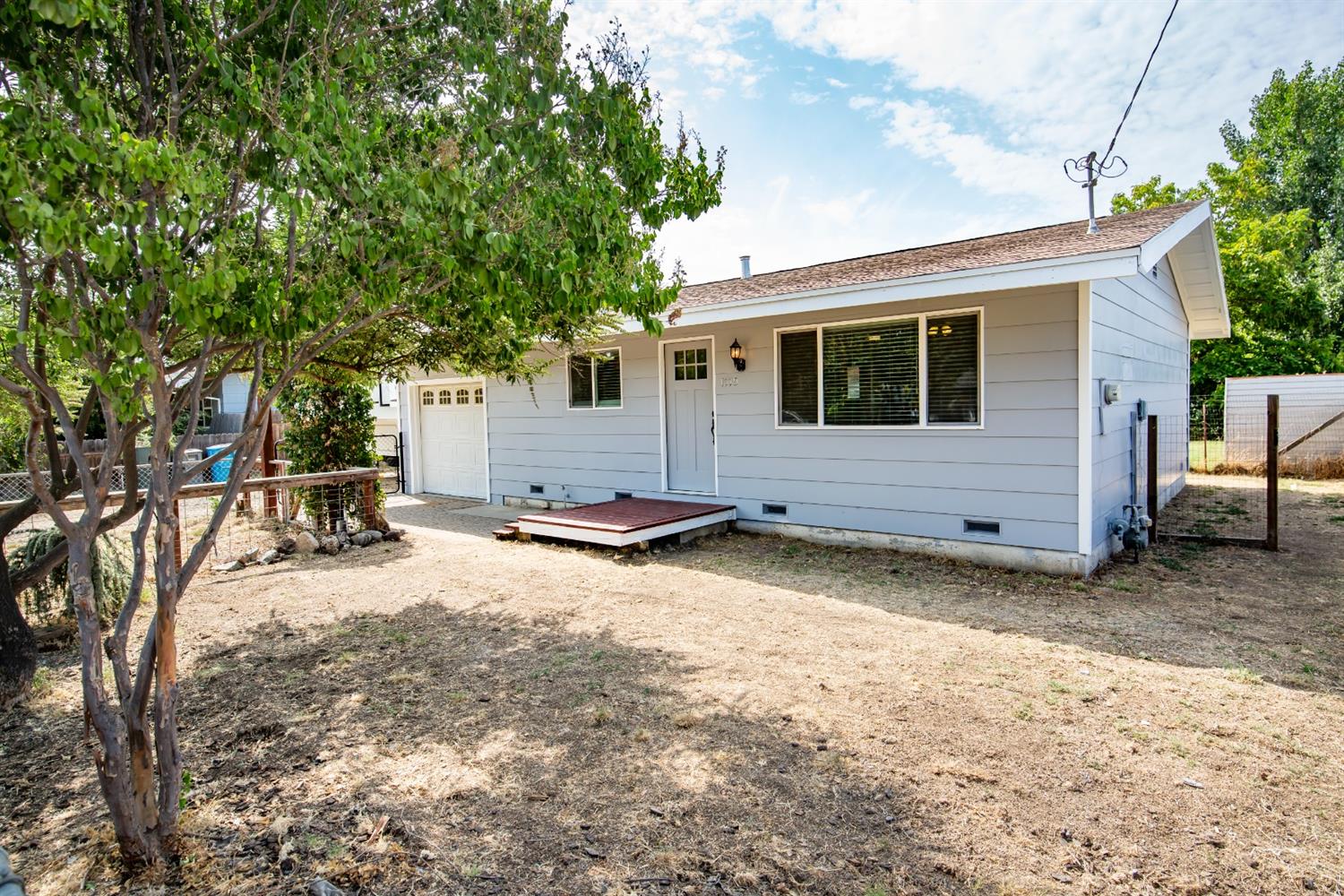 1550 9th Ave, Olivehurst, CA 95961 - MLS 221093581 - Coldwell Banker