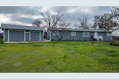 12418 Woods Rd - Photo 1