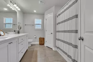 9733 Angel Oak Dr, Beulah, FL 32526 - Photo 11
