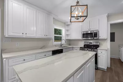 2023 Summit Boulevard, Pensacola, FL 32503 - Photo 11