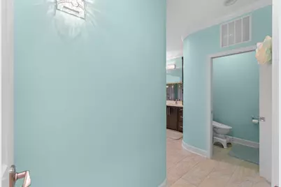 940 Sound Harbor Circle # 9, Gulf Breeze, FL 32563 - Photo 45