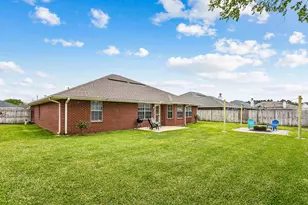 2298 Heritage Circle, Navarre, FL 32566 - Photo 31