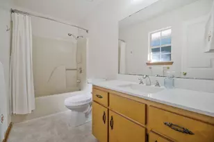 5708 Bentley Cir, Milton, FL 32570 - Photo 23