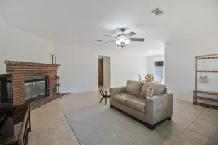 5708 Bentley Cir, Milton, FL 32570 - Photo 13