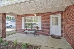 5708 Bentley Cir, Milton, FL 32570 - Photo 35