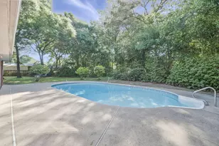 5708 Bentley Cir, Milton, FL 32570 - Photo 41