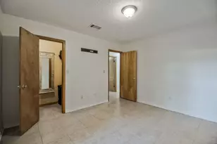 5708 Bentley Cir, Milton, FL 32570 - Photo 31