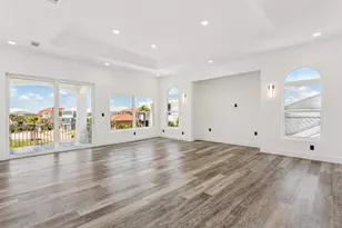 21 E Galvez Ct, Pensacola Beach, FL 32561 - Photo 53