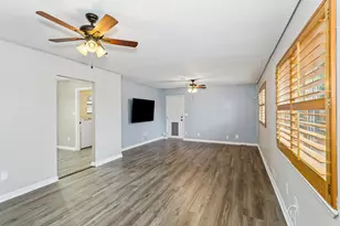 4572 Kelly Ln, Gulf Breeze, FL 32563 - Photo 3