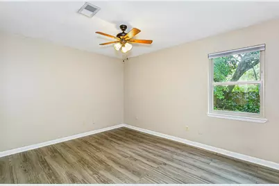4572 Kelly Lane, Gulf Breeze, FL 32563 - Photo 17