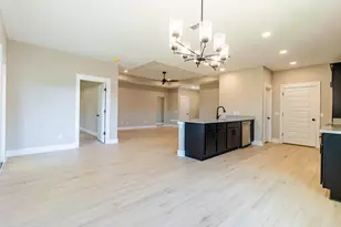 7727 Piper Cir, Milton, FL 32583 - Photo 15
