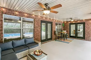 2021 Pelican Ln, Navarre, FL 32566 - Photo 27