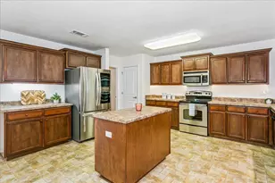 2021 Pelican Ln, Navarre, FL 32566 - Photo 7