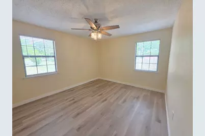 215 Aza Place, Crestview, FL 32539 - Photo 37