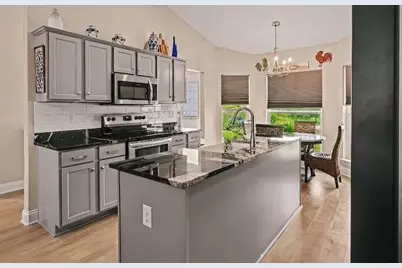 1860 Justice Circle, Gulf Breeze, FL 32563 - Photo 17