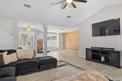 6642 Bellingham Street, Navarre, FL 32566 - Photo 5
