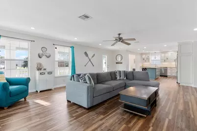 2750 Mercado Avenue, Pensacola, FL 32507 - Photo 5