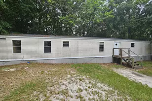 3009 Crittenden Dr, Navarre, FL 32566 - Photo 3