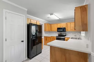 1026 Woodlore Cir, Gulf Breeze, FL 32563 - Photo 15