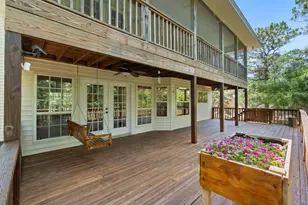 1026 Woodlore Cir, Gulf Breeze, FL 32563 - Photo 49