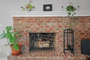 2810 Venetian, Gulf Breeze, FL 32563 - Photo 11