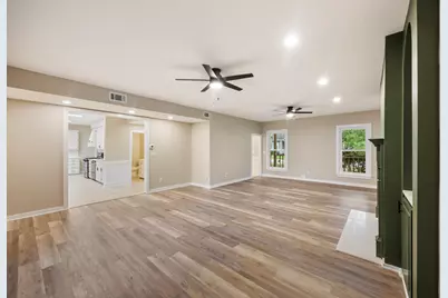 906 Woodbriar Court, Fort Walton Beach, FL 32547 - Photo 17