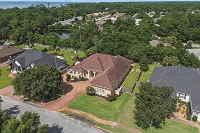 1451 W Shores, Gulf Breeze, FL 32563 - Photo 51