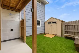 1005 Via De Luna Dr, Pensacola Beach, FL 32561 - Photo 25