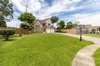 2003 Bob White Court, Mary Esther, FL 32569 - Photo 3