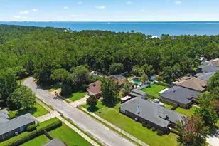 1637 Monet Dr, Gulf Breeze, FL 32563 - Photo 49