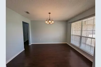 9903 Parker Lake Circle, Navarre, FL 32566 - Photo 3