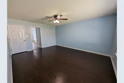9903 Parker Lake Circle, Navarre, FL 32566 - Photo 7