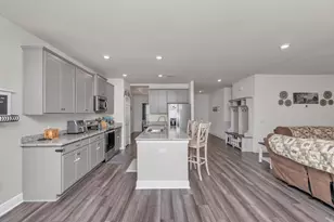 6203 Carson Dr, Milton, FL 32570 - Photo 17