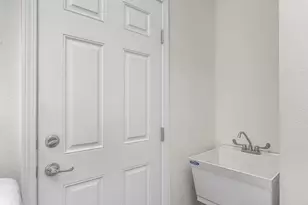 6203 Carson Dr, Milton, FL 32570 - Photo 35