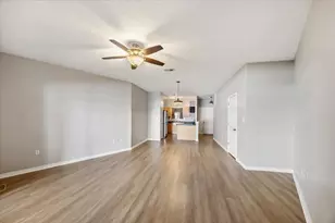 7202 Majestic Blvd, Navarre, FL 32566 - Photo 9
