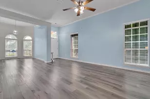 4126 Oak Pointe Dr, Gulf Breeze, FL 32563 - Photo 9