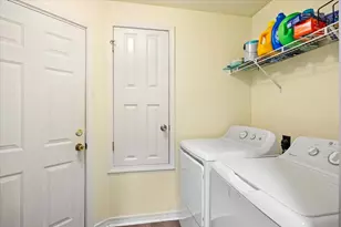 927 Lajolla Ln, Mary Esther, FL 32569 - Photo 23